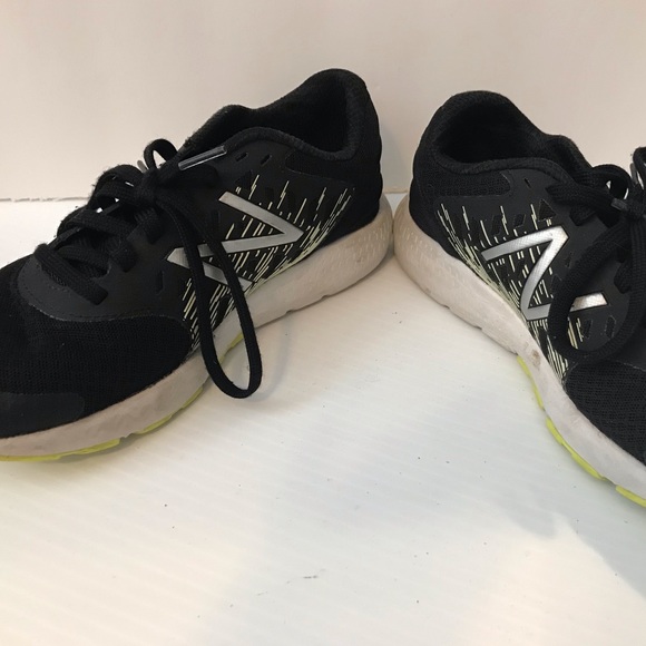 New Balance Running Shoes - Picture 7 of 7